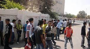 طلاب مدرسة بالمنيا يواصلون إضرابهم للمطالبة باستبعاد الإدارة