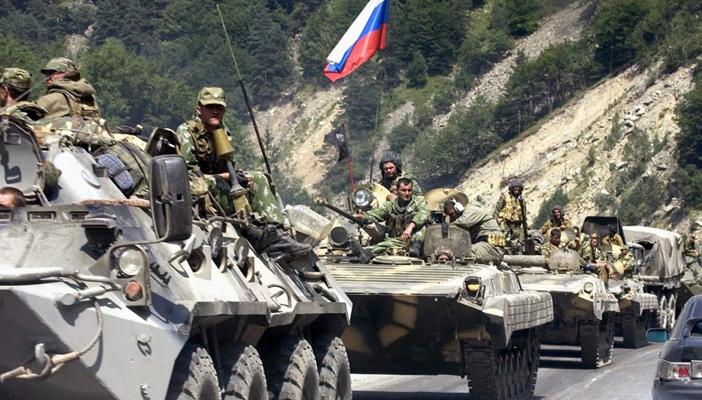 جيش النظام السوري يبدأ هجومًا في مناطق سيطرة المعارضة بمساعدة روسية