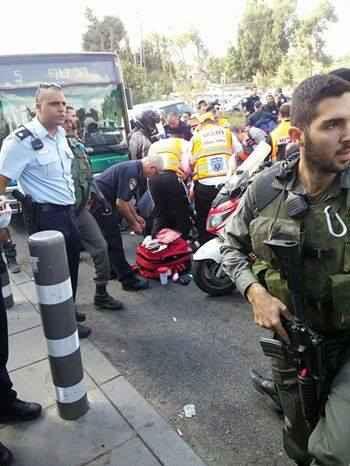 إصابة مستوطن إسرائيلي بحراح في عملية طعن جديدة بالقدس