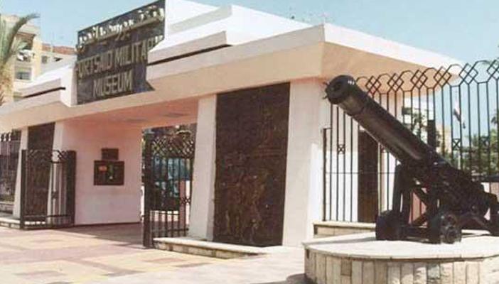 مسؤولو المتحف الحربي ببورسعيد يستغلون ذكرى أكتوبر ويرفعون تذكرته