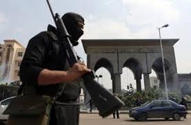 الطلاب: رؤساء الجامعات يعاملوننا كمجرمين لقمع المعارضة