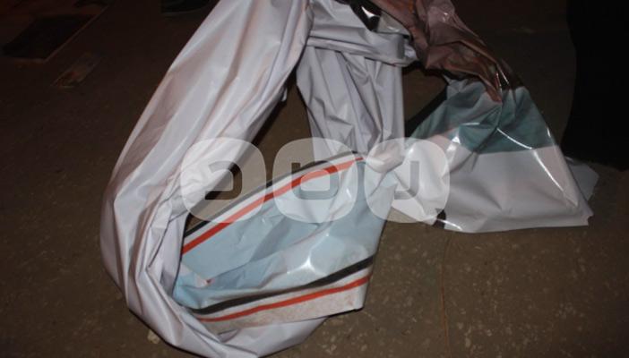 بالصور.. تمزيق لافتات انتخابية في الجيزة