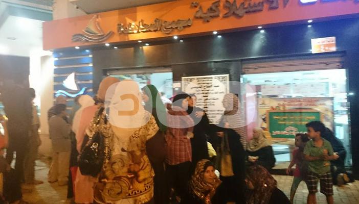 نقص السلع التموينية وتزاحم على منافذ التوزيع بالإسكندرية