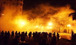 الأمن يعتدي على مظاهرة للأقباط بالتحرير”صور”