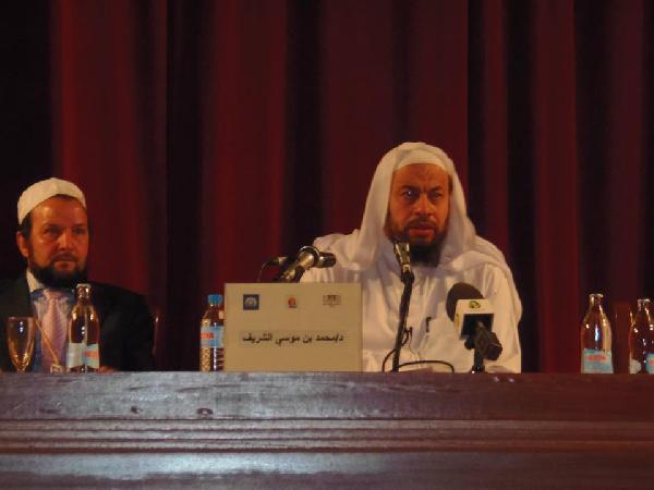 داعية سلفي سعودي يهاجم أكاذيب علي جمعة