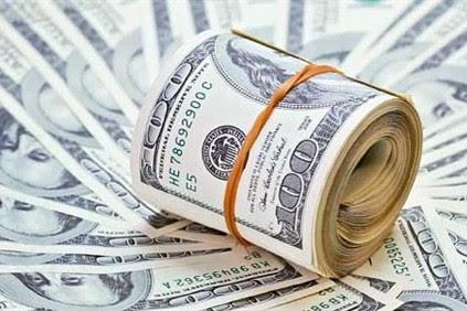 الدولار يواصل ارتفاعه  بالسوق السوداء مسجلًا 14.35 جنيهًا للبيع