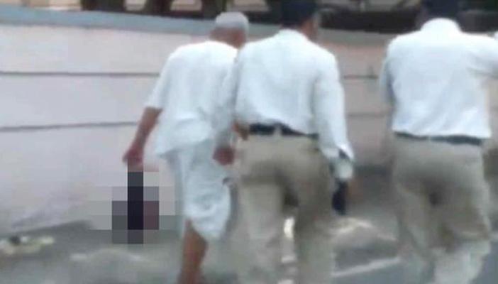 بالفيديو.. هندي يقطع رأس زوجته ويسير ممسكًا بها في الشارع