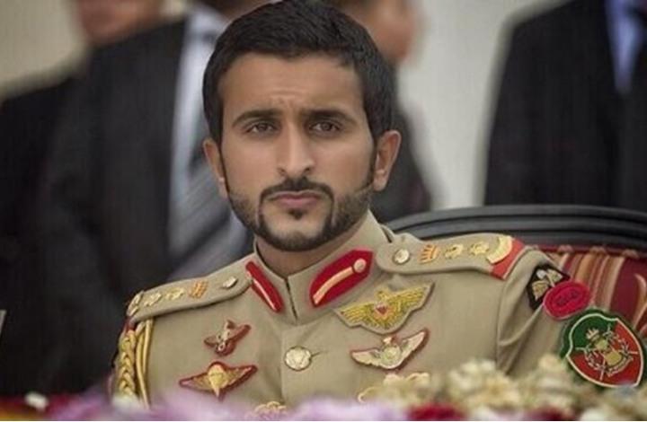 هيرست: رفع الحصانة عن أمير بحريني يرعب المستبدين