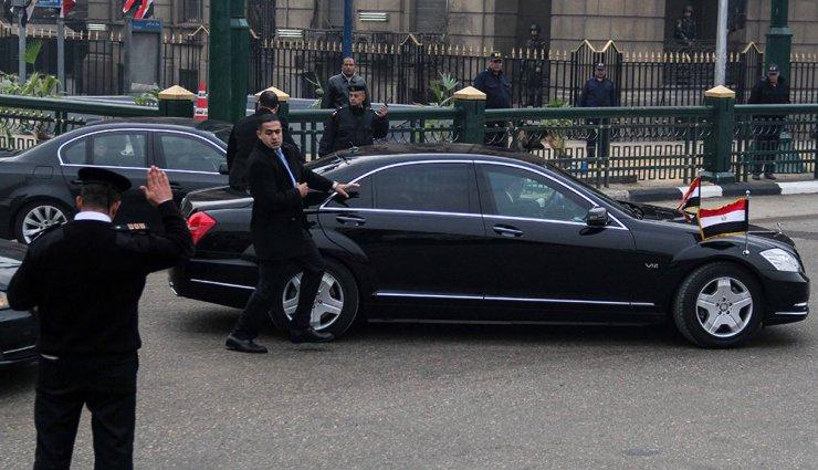 حقيقة تحديث موكب وزير الصحة بـ 6 سيارات فارهة  “bmw”