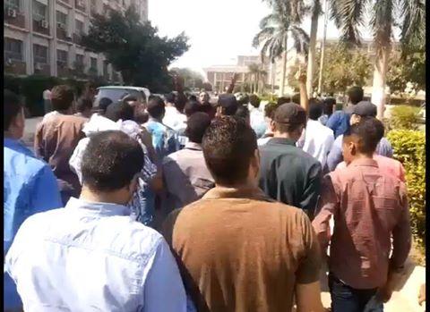 تظاهرة لطلاب ضد الانقلاب بجامعة أسيوط