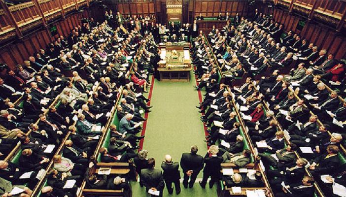 44 نائبا بريطانيا يحتجون على دعوة السيسي لزيارة لندن ويطالبون بإلغائها