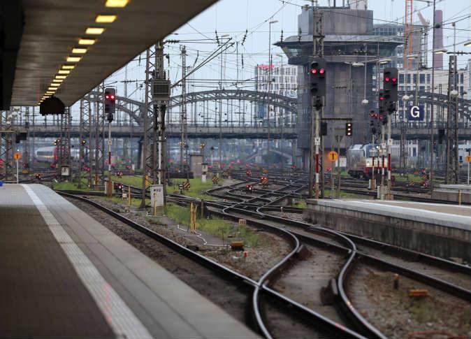 إضراب السائقين يشل حركة القطارات في ألمانيا