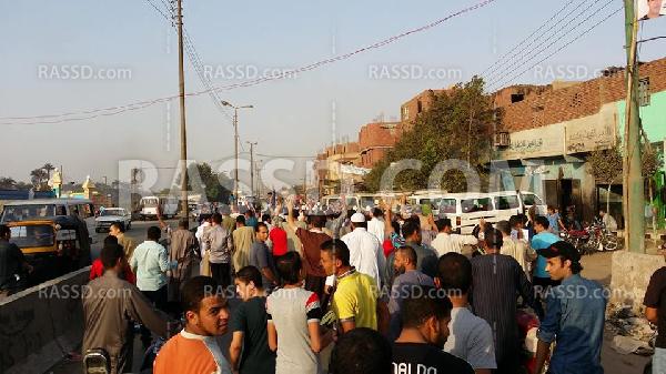 قرية “العطف” بالجيزة تندد بغلاء الأسعار