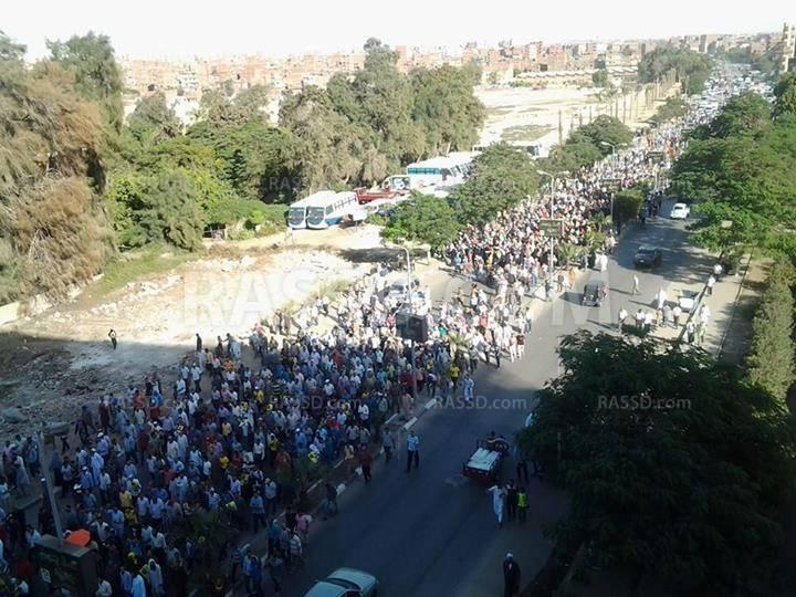 في جمعة كشف الحساب..الالاف يشاركون في مسيرة حلوان