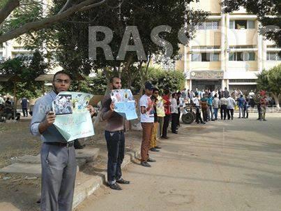 بث مباشر لسلسلة بشرية بكفر صقر بالشرقية