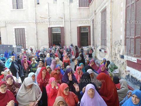 طالبات “دراسات دمنهور” تتظّاهرن تنديدًا باعتقال زملائهم