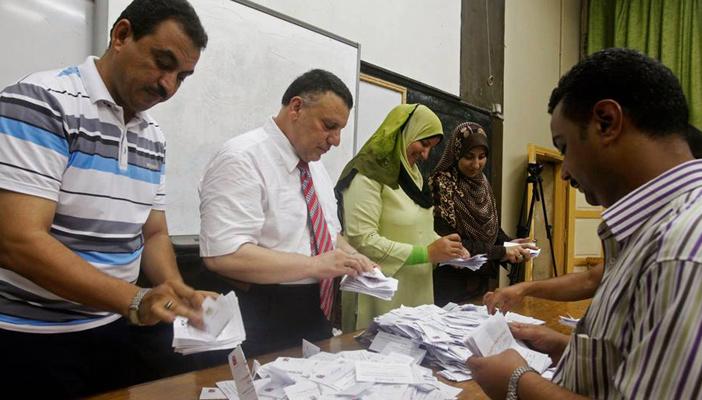 رموز الوطني المنحل يسيطرون على جولة الإعادة بالفيوم