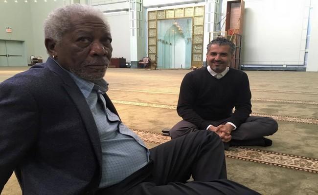 وزارة السياحة تستقبل أسطورة الفن العالمي “مورجان فريمان”