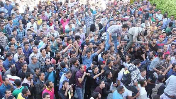 بالصور مسيرات حاشدة بجامعة الأزهر