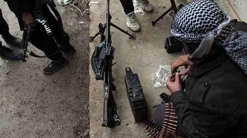 واشنطن زودت “التنظيم” بأسلحة وذخائر في كوباني “عن طريق الخطأ”