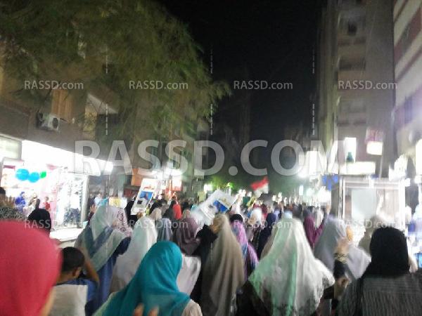 صور| المعادي تتظاهر للتنديد بالأحوال المعيشية المتردية