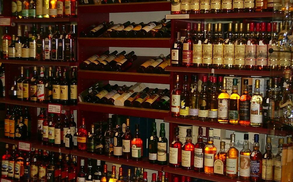 البرلمان العراقي يحظر بيع واستيراد المشروبات الكحولية