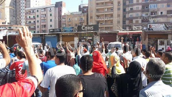 مسيرة في الإسكندرية تطالب بمحاكمة قادة الانقلاب