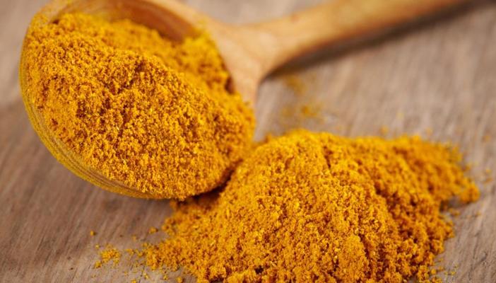 الكركم.. تعرَّف على فوائده وأضراره