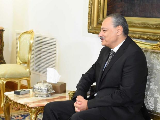 بلاغ للنائب العام يتهم “الداخلية” باختطاف صحفي من مطار القاهرة