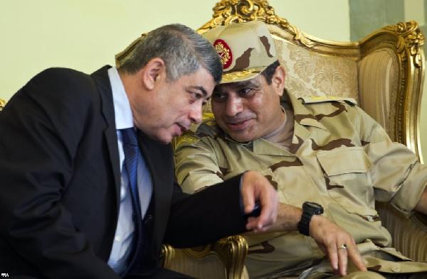 قيادي بالحرية والعدالة: السيسي باع الداخلية وإبراهيم