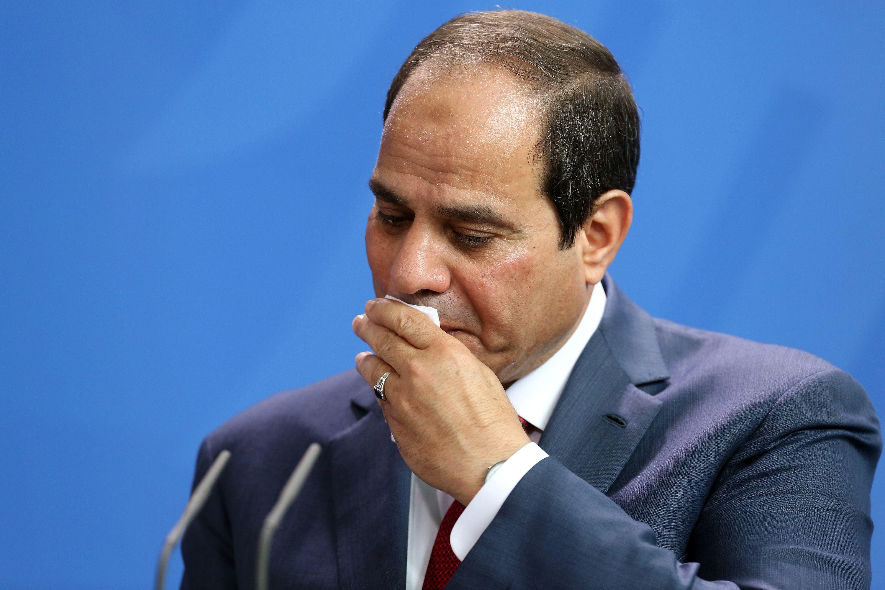 السيسي: “تلاجتى مفيهاش إلا مية” وتويتر: مسيلمة الكذاب