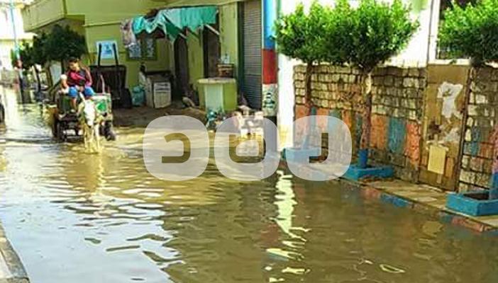 بالصور.. قرى البحيرة تغرق في الأمطار.. والحكومة “خارج الخدمة”