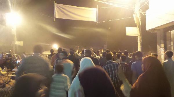 صور| مسيرة بـ”سمالوط” للتنديد بتردي الأحوال المعيشية