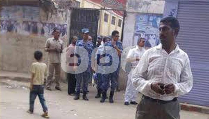 بلطجية و”بودي جاردات” حول اللجان بوسط “الأقصر”