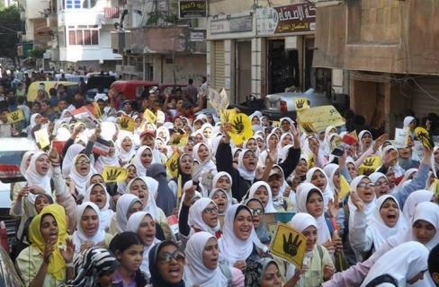 مسيرة لطلاب الميمون في بني سويف رفضًا لحكم العسكر