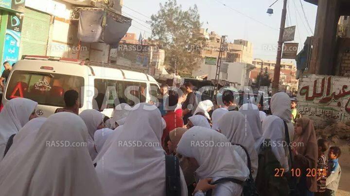 مسيرة لطلاب الدلنجات تنديدًا بانشغال الجيش في السياسة