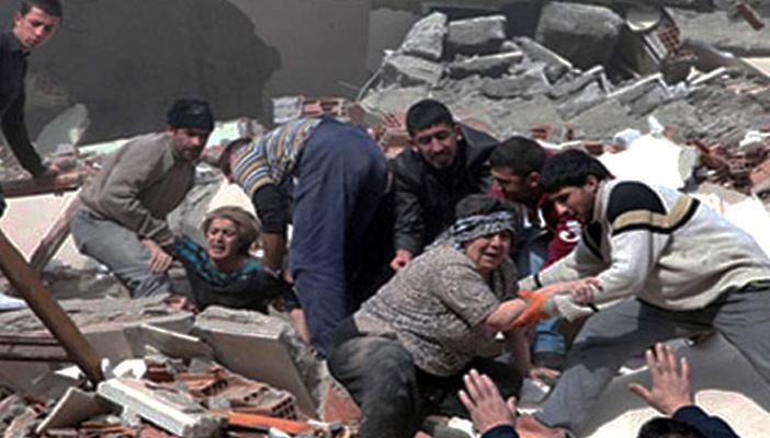 ارتفاع عدد قتلى زلزال أفغانستان وباكستان إلى 323 وإصابة 620