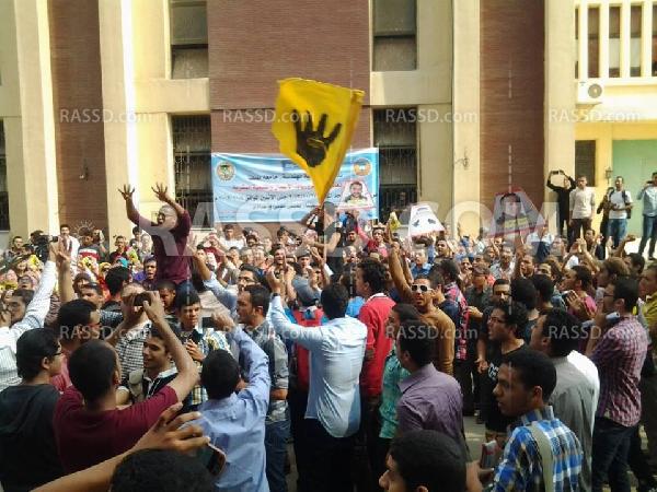 طلاب ضد الانقلاب  ينظمون وقفات منددة للانقلاب بجامعات مصر