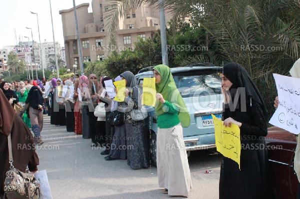 وقفة احتجاجية لطلاب صيدلة المنصورة  للافراج عن المعتقلين