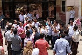 وقفة احتجاجية للمستبعدين من مسابقة التربية والتعليم أمام الوزارة