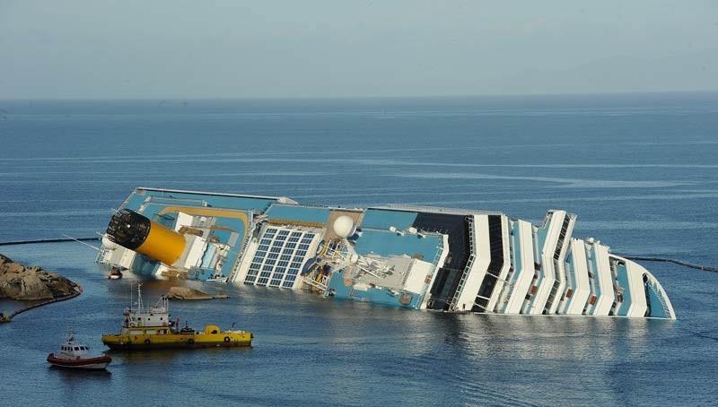 نجاة العشرات في حادث تصادم نهري بـ”الأقصر”