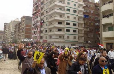 أهالي برج العرب في الإسكندرية ينتفضون رفضًا لحكم العسكر