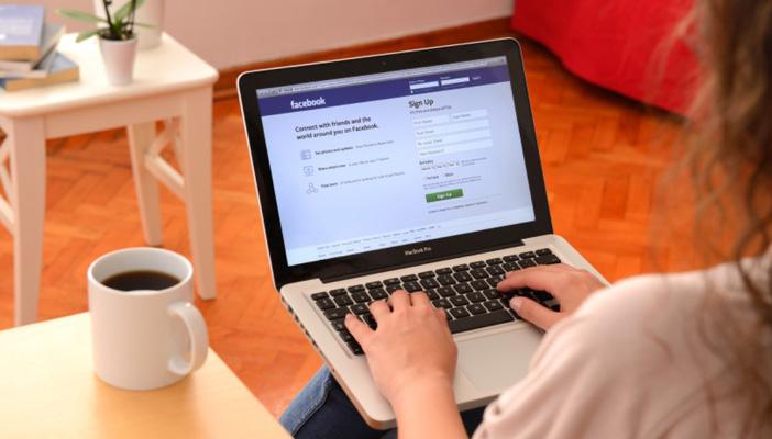 دراسة: الاستخدام المعتدل لـ “فيس بوك” يطيل من فرص زيادة العمر