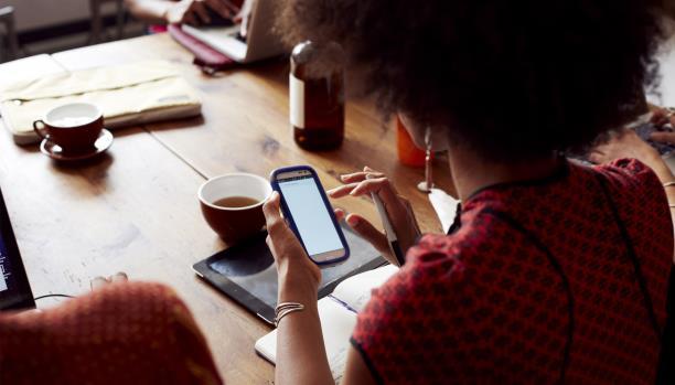 تعرَّف على أفضل 5 تطبيقات تحمي رسائلك من تجسس الحكومات