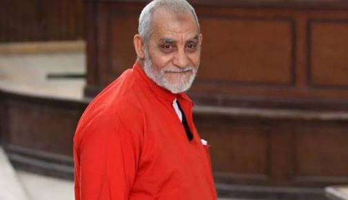 تأجيل محاكمة “بديع” و738 آخرين فى فض اعتصام رابعة لـ19 نوفمبر