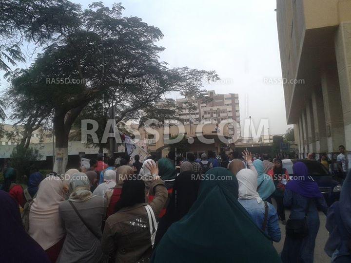 أمن جامعة عين شمس يهاجم الطلاب بالخرطوش ويعتقل عددًا منهم