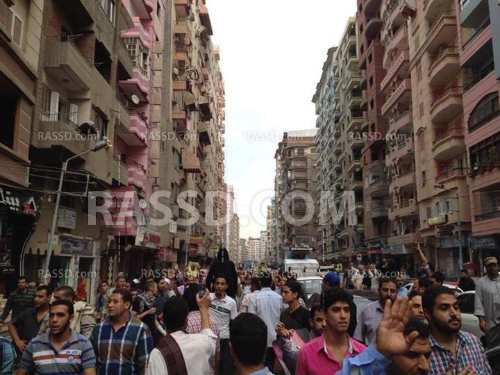 معارضو الانقلاب بالمنصورة ينظمون مسيرة حاشدة