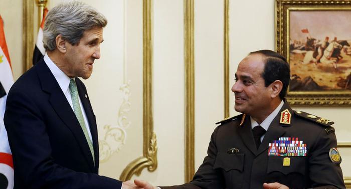 وزير الخارجية الأمريكي يزور مصر قبل يوم”صمود الرئيس”