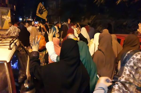 صور| مسيرة في المنصورة تنديدًا باعتقال الطلاب