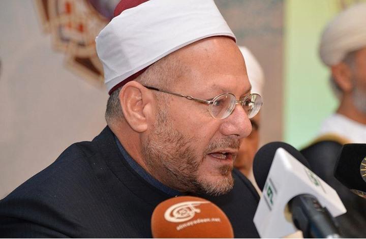 فيديو| مفتي الجمهوري يجيز تهجير أهالي سيناء